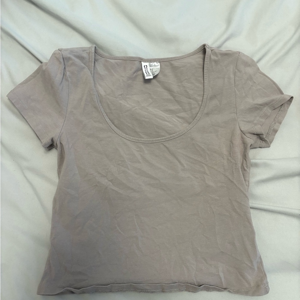 H&M Women's Short Sleeve Scoop Neck Top in Taupe